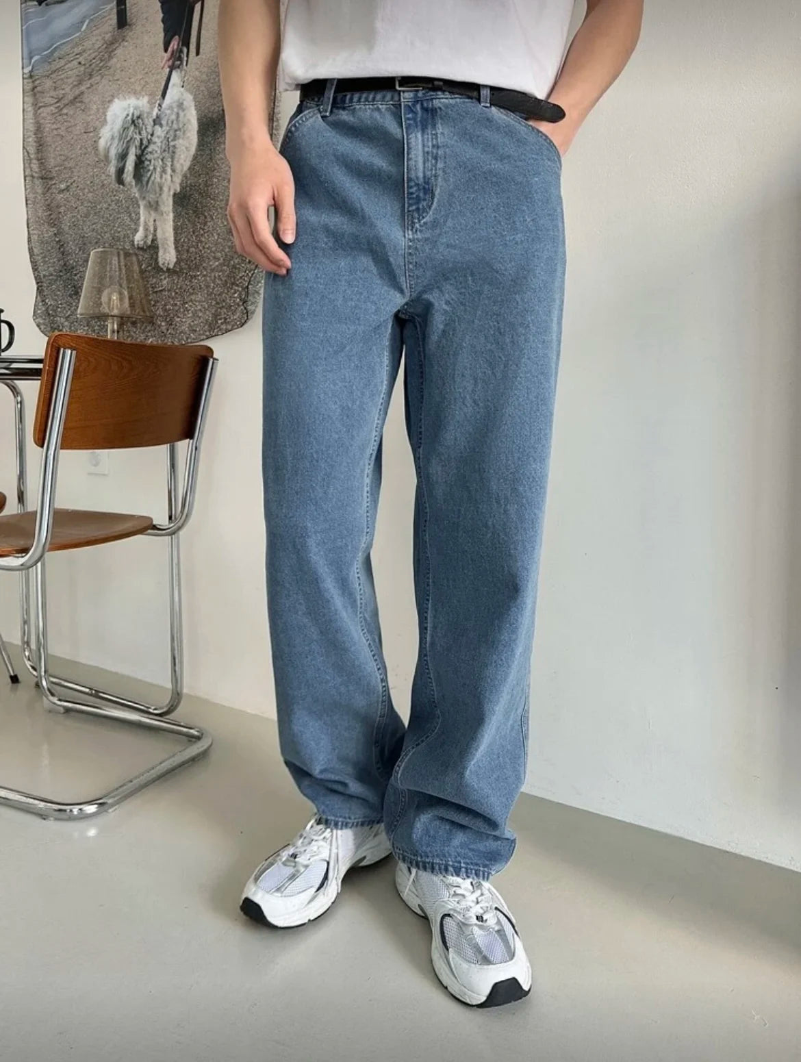 Men's Jeans - Light Blue Relaxed Straight Leg, Everyday Comfort, All-Season Fit