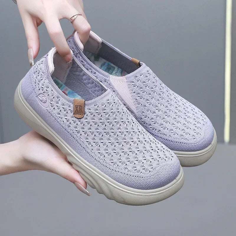 Women Fashion Casual Sneakers Lightweight Slip on Sport Shoes Woman  New Breathable Soft Soles Non-slip Walking Shoes 2024