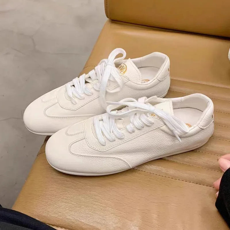 Men's Sneakers Casual Sports Shoes for Women Lightweight Leather Breathable Shoes Women Flat White Tenis Shoes Zapatillas