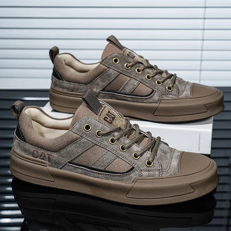 New Arrived Men Board Shoes All Season Anti Slip Wear-resistant Outdoor Off-road Hiking Shoes Luxury Classic Retro Men Sneakers