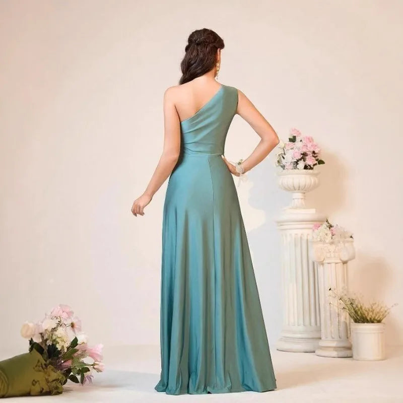 European and American Evening Dresses, Women's Banquet Wear New Products