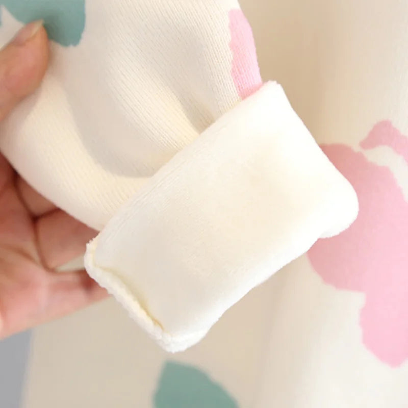 Girls' Sweater Thickened Autumn/Winter New Fashionable Versatile Children's Knitted Sweater Girls' Top Sweet and Cute