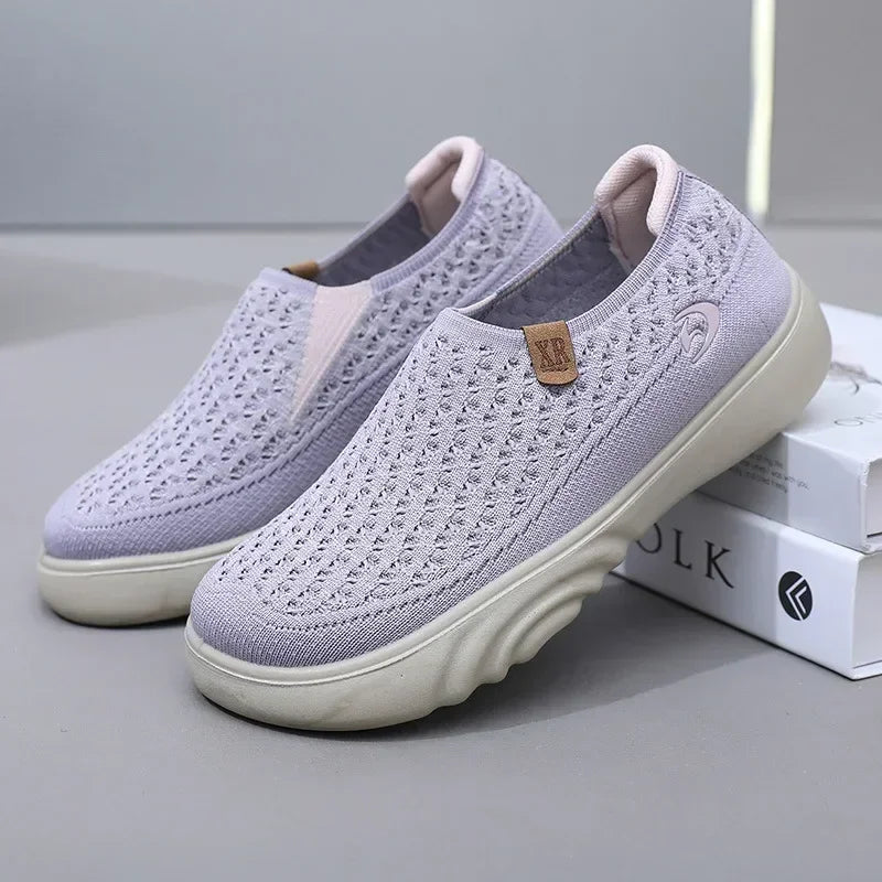 Women Fashion Casual Sneakers Lightweight Slip on Sport Shoes Woman  New Breathable Soft Soles Non-slip Walking Shoes 2024