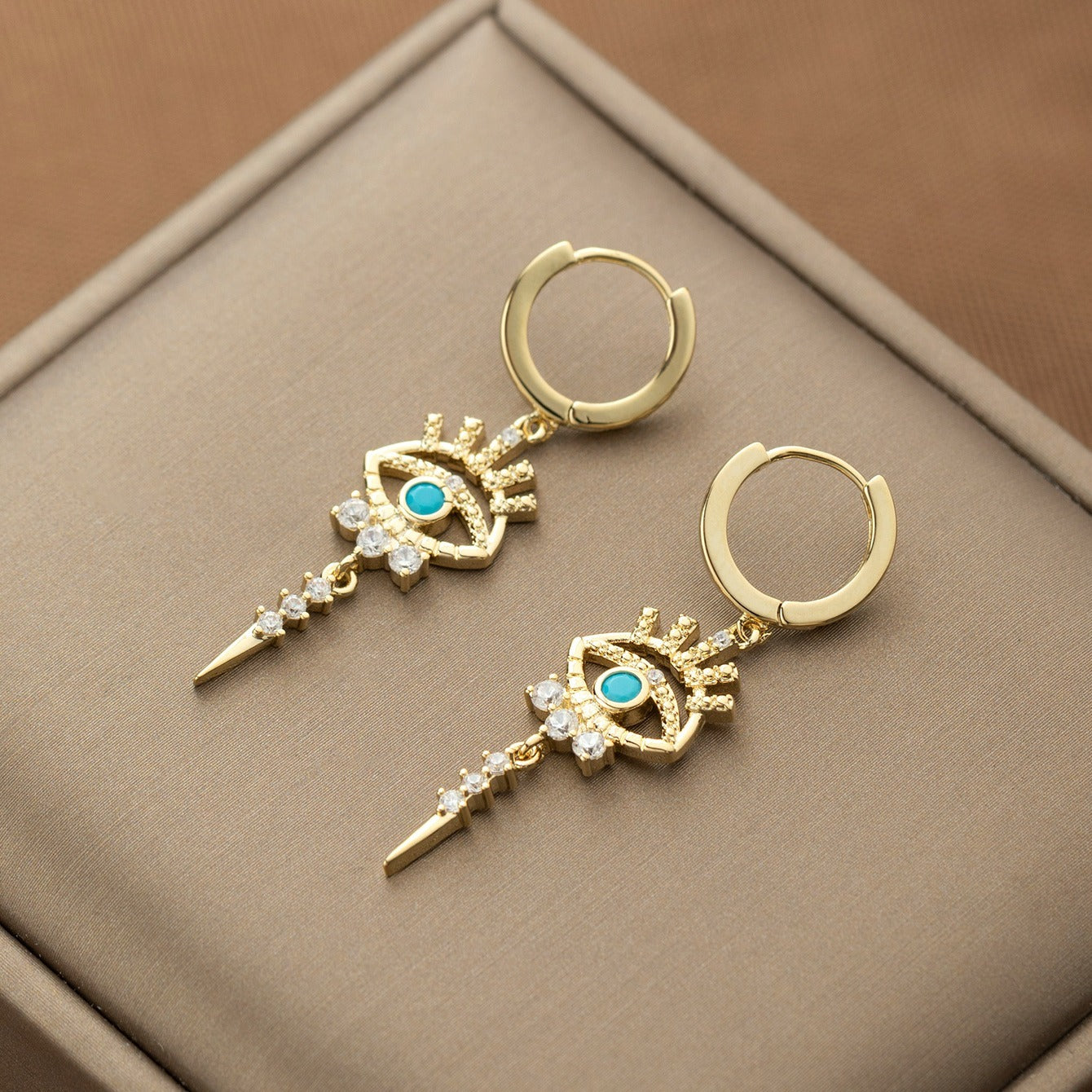 One Pair of Luxury Copper-Inlaid Synthetic Evil Eye Pendant Earrings Dating Gift